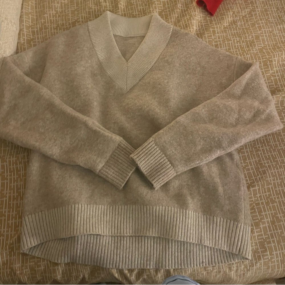 Lululemon Alpaca Wool-Blend V-Neck Sweater